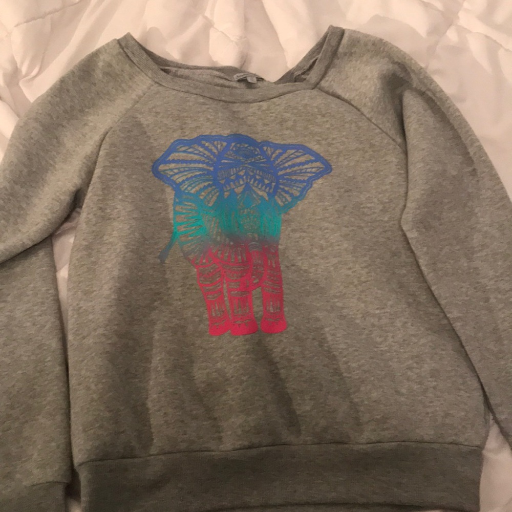 Multi-colored Elephant crew neck